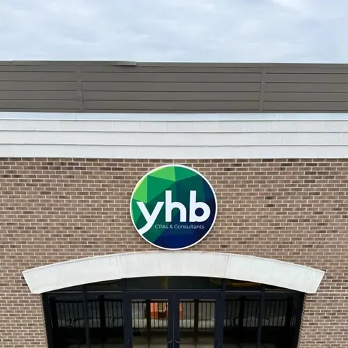 Building and Directional Signs